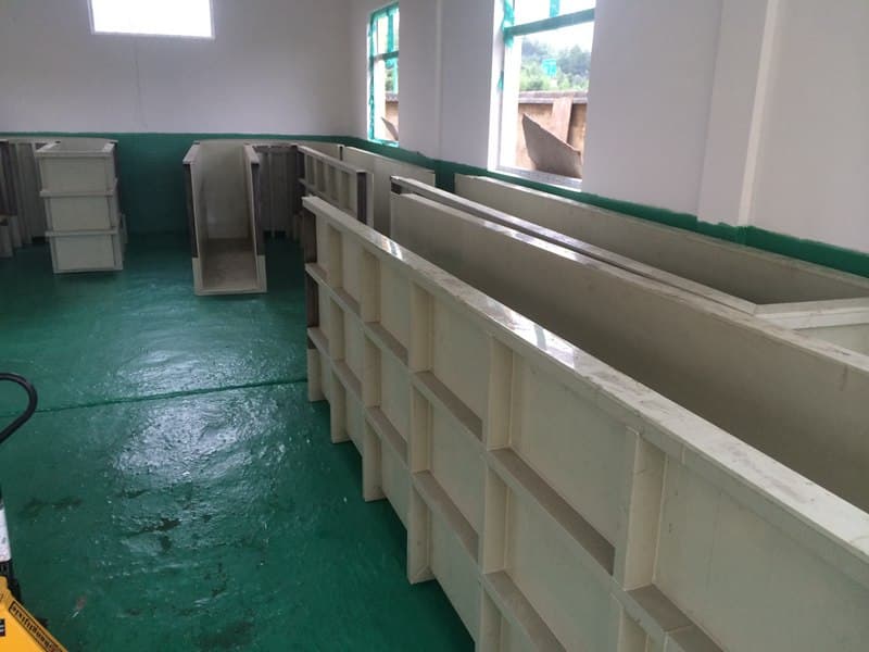 Stripping equipment